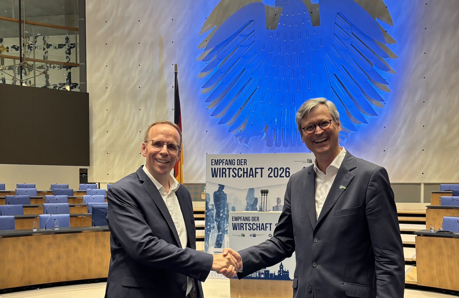Jörn Freynick und Dr. Hubertus Hille (Geshcäftsführer der IHK Bonn / Rhein-Sieg)

Foto: Privat