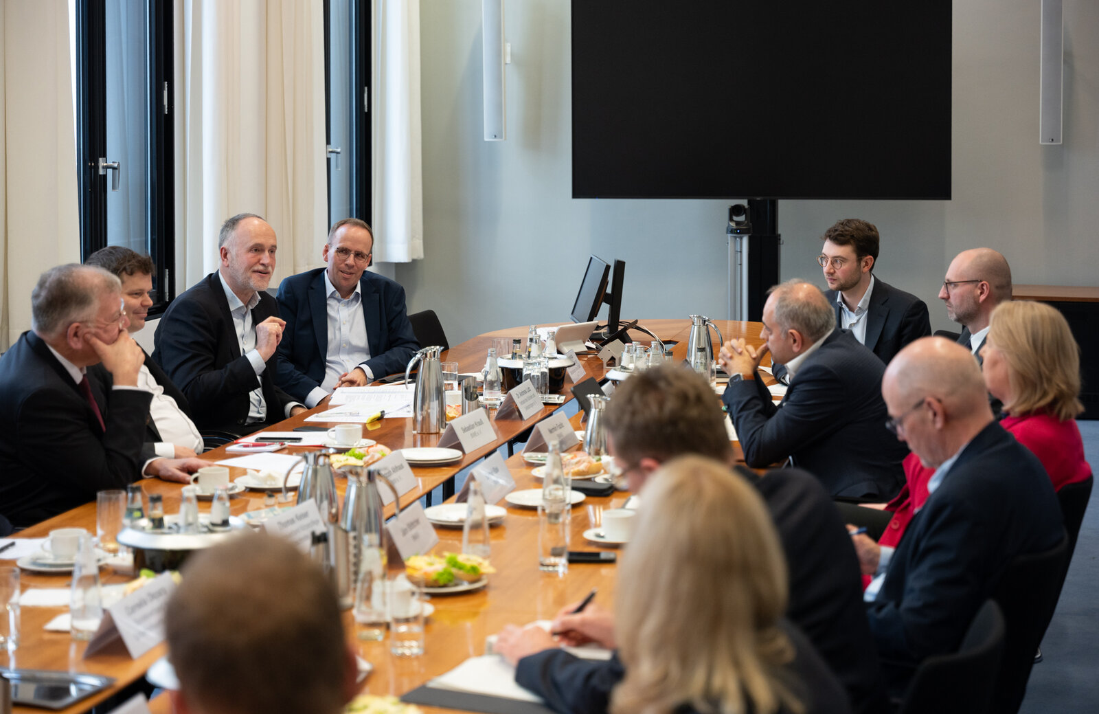 Sprecher Dr. Andreas Lutz im Gespräch mit Bundesarbeitsministerin Bärbel Bas
Foto: Thilo Schneider